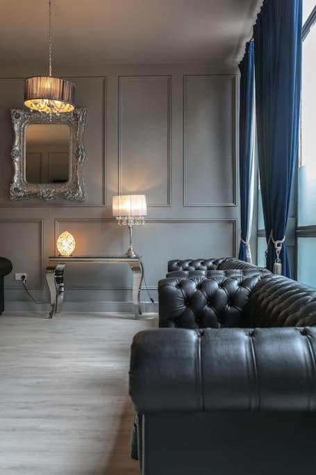 The V.I.P Suite - Sleeps 24! Best For Large Groups Liverpool Exteriör bild