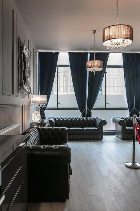 The V.I.P Suite - Sleeps 24! Best For Large Groups Liverpool Exteriör bild