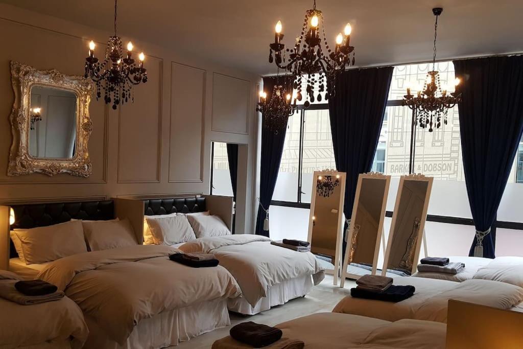 The V.I.P Suite - Sleeps 24! Best For Large Groups Liverpool Exteriör bild